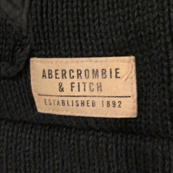 Abercrombie & Fitch sweater - Picture 3 of 4
